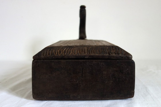 Image 1 of Boîte à Épices Sculptée à la Main, 19ème Siècle, Inde