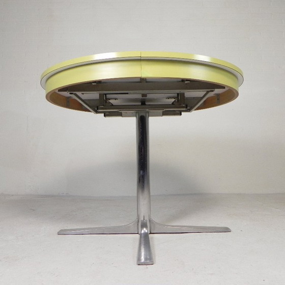 Image 1 of Round vintage dining table diameter 100 cm, extended 135 cm, 1970s