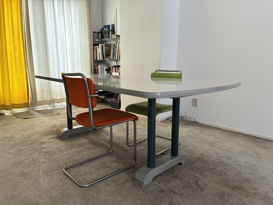 Image 1 of Tavolo modello piscina Gispen