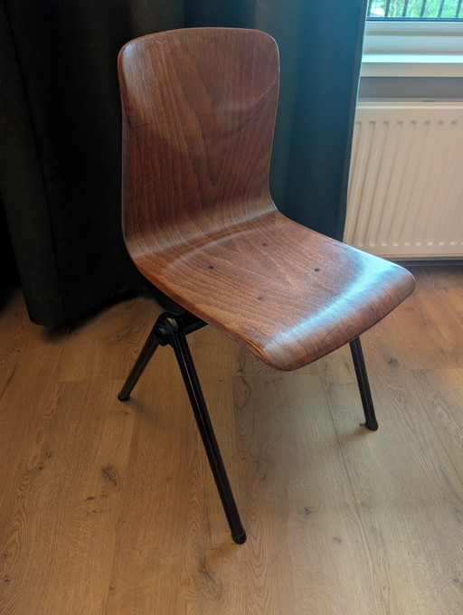 4x Pagholz S30 galvanitas chairs