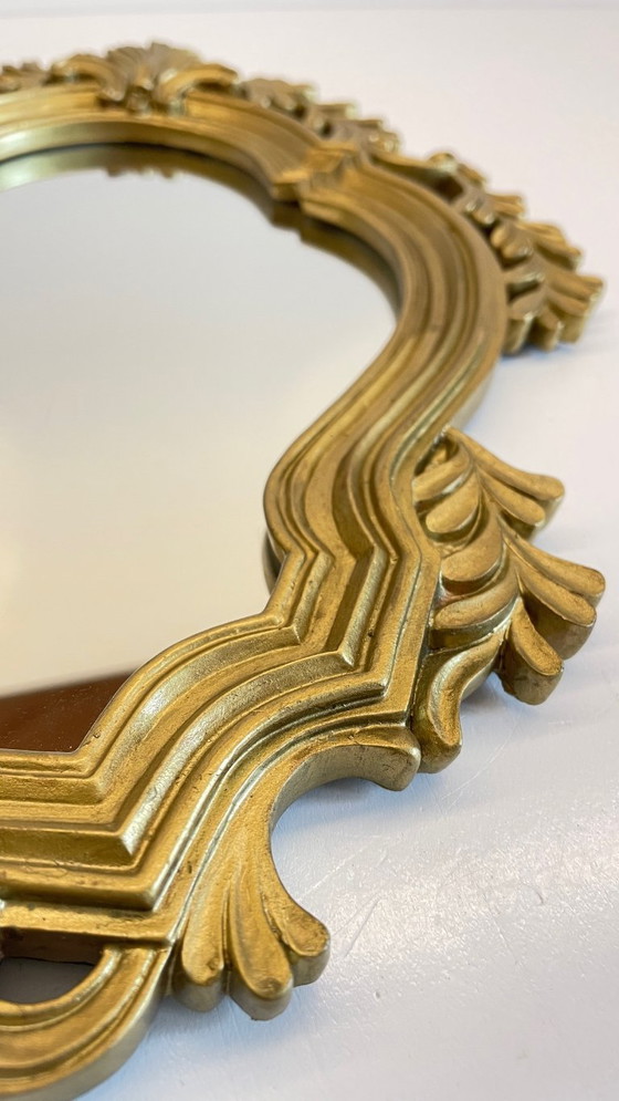 Image 1 of Specchio vintage in stile rococò dorato – 24x32 cm