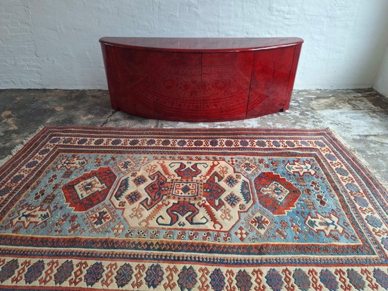 Image 1 of Buffet italien convexe en parchemin laqué par Aldo Tura