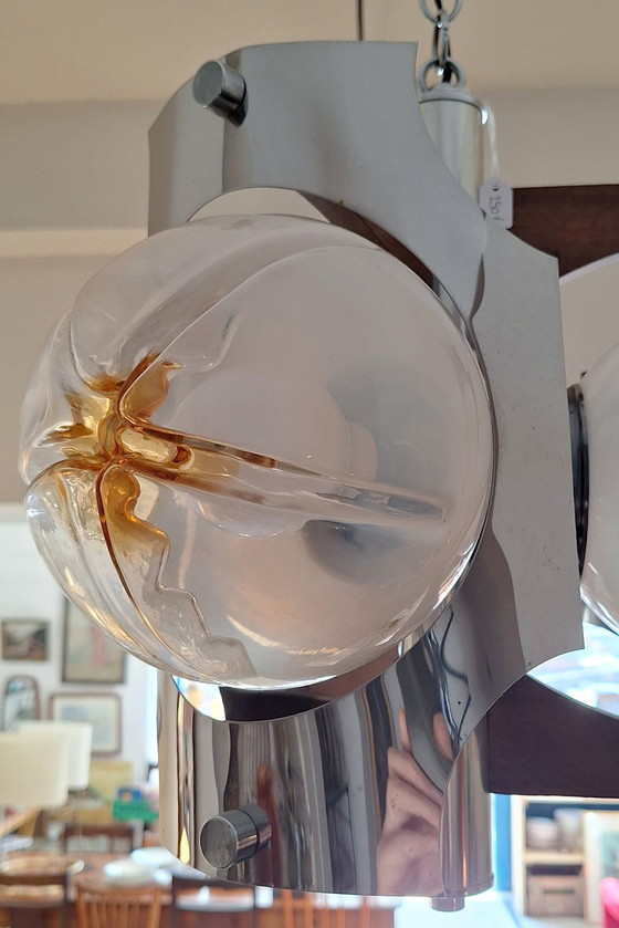 Image 1 of Lampada a sospensione in metallo e 3 globi in vetro di Murano