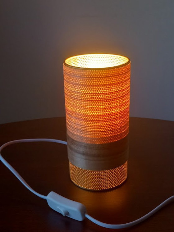 Image 1 of Lámpara de mesa - Sustenaible Design Metal, Madera