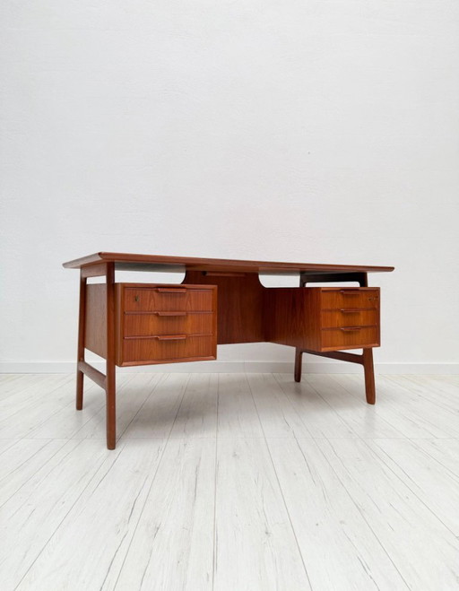 Jaren 60 Vintage Danish Design Teak Bureau Model 75 van Gunni Omann voor Omann Jun