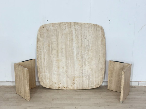 Image 1 of Table basse vintage en travertin / Table années 70 / Pierre naturelle