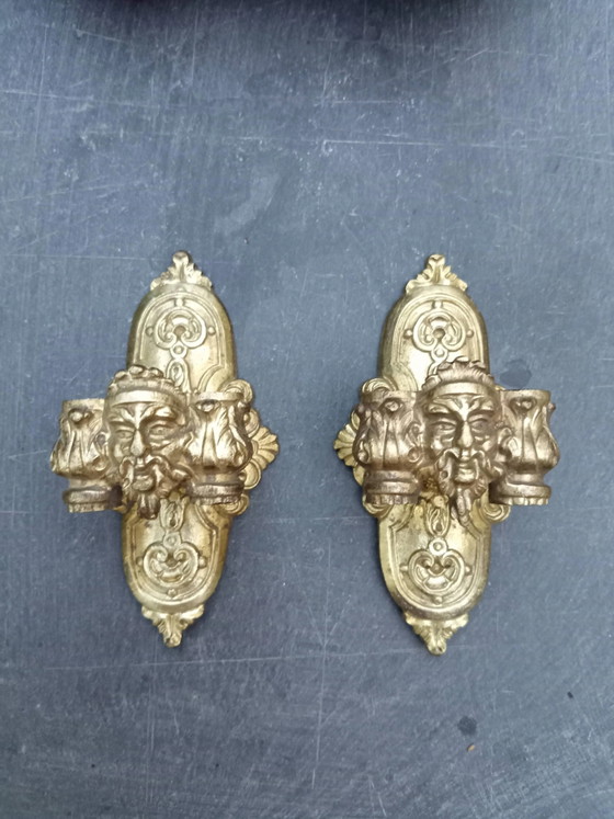 Paire d'appliques murales en bronze avec masque, signé L. Pinet, période Art Nouveau. (photo 10 of 10)