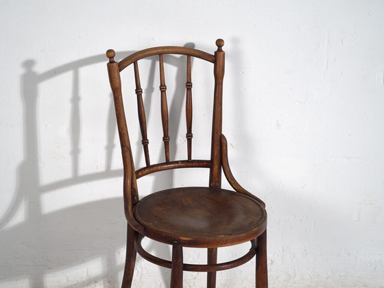 Antique Thonet bentwood chairs (c.1920). Set of 4 pieces #14 – Dining chairs (photo 29 of 40)