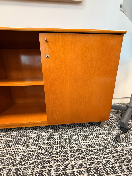 Scrivania con mobile basso abbinato – Scrivanie, Metallo, Legno (photo 12 of 14)