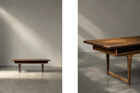 Image 1 of Mesa de centro danesa de palisandro, estilo moderno de mediados de siglo, con estante, década de 1960.