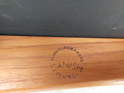 Lot de 6 chaises "EVA" par Niels Koefoed - restaurées.