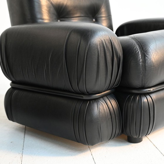 Image 1 of Sillones de cuero negro y acero tubular, década de 1970.