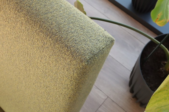 Image 1 of Scandinavische fauteuil in mosgroen met zigzagpatroon, modern design