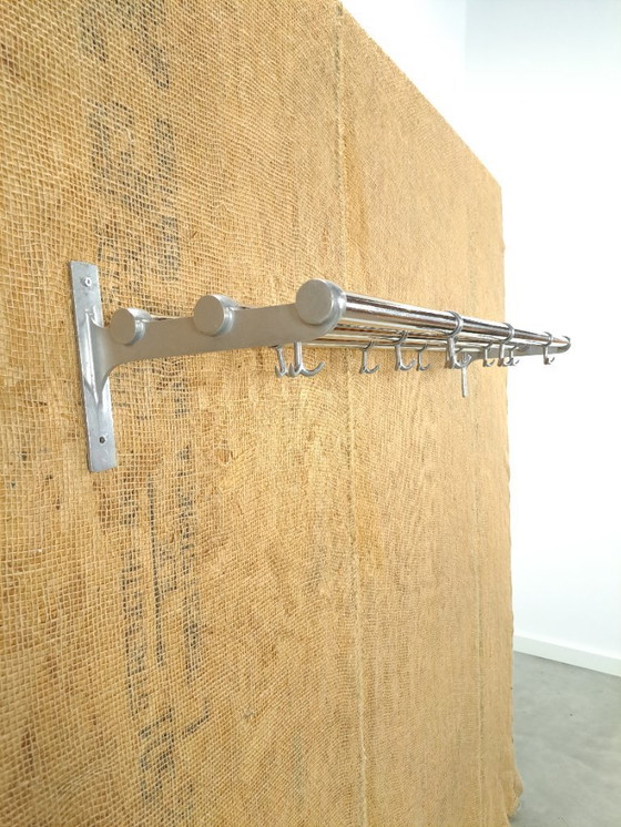 Image 1 of Breiter Zug-Garderobenständer aus Schweden, Nr. 9