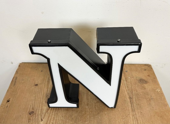 Image 1 of Lettera N illuminata d'epoca, anni '70