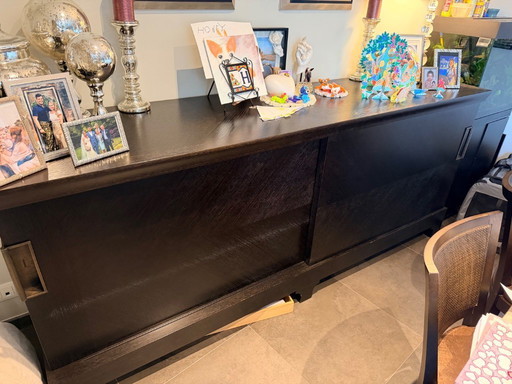 Promemoria cabinet Oolong