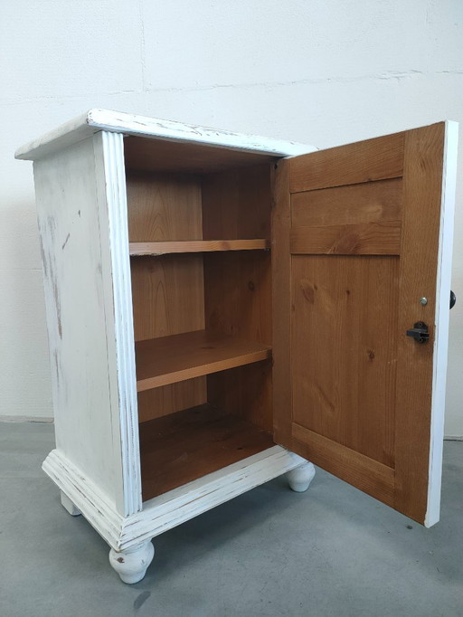 Mobiletto da parete/ingresso vintage in legno sbiancato di Brocante.