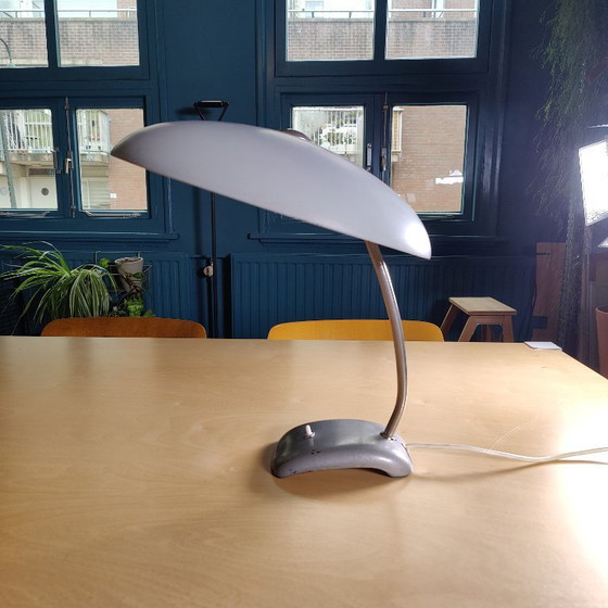 Image 1 of Magnifique lampe de bureau Bauhaus des années 1950, milieu de siècle