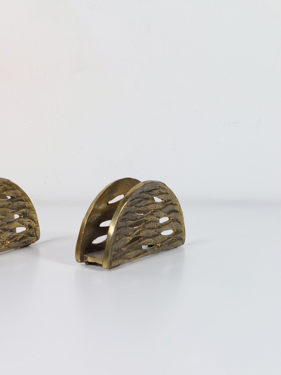 Image 1 of Coppia di porta tovaglioli in ottone brutalisti di metà secolo Vibtage