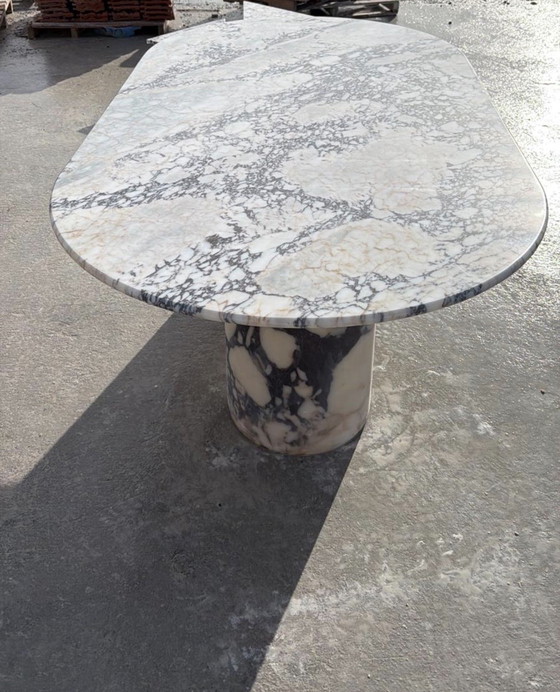 Image 1 of Marble dining table oval viola calacatta