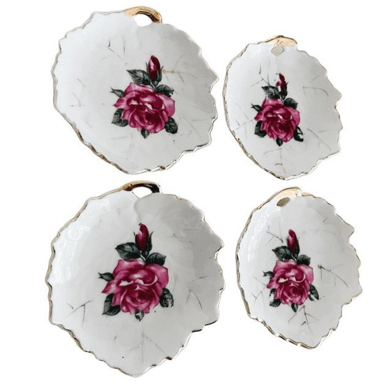Image 1 of Set vintage di quattro piattini in porcellana con decorazione a rose rosa, anni '60.