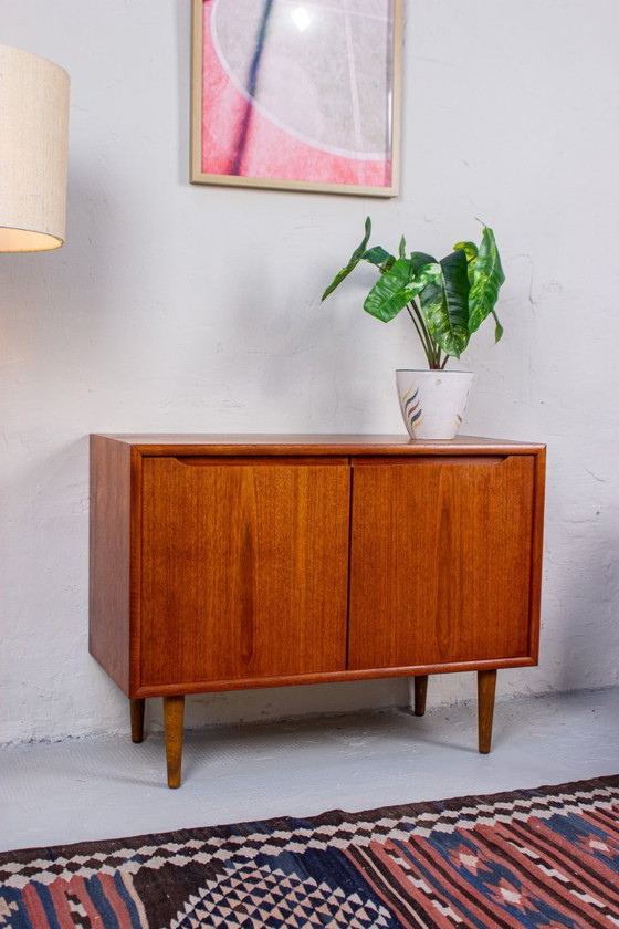 Image 1 of Vintage teak chest of drawers, sideboard, lowboard, Mid Century Danish