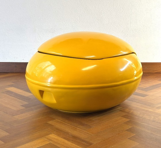 Image 1 of 2x Garden Egg chair Peter Ghyczy