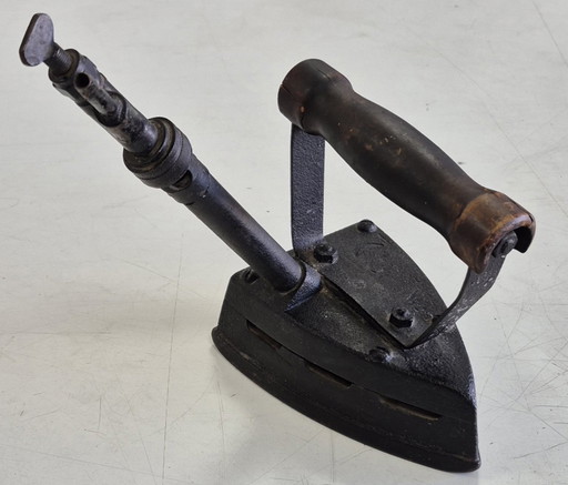 Antique Irons – decoratieve objecten, Metal, Cast Iron