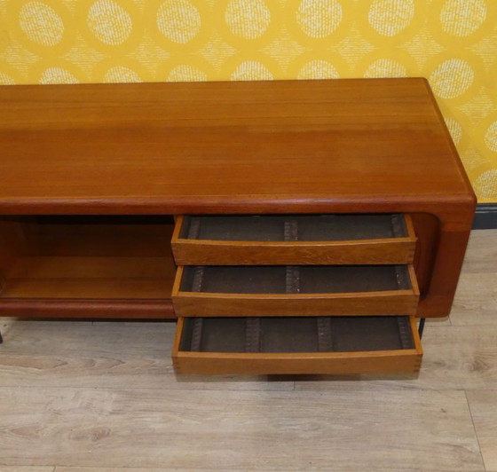 Image 1 of 60er Jahre Dyrlund Lowboard Teak Hifi-Sideboard Hairpin legs TAMBOUR danish design made in denmark 