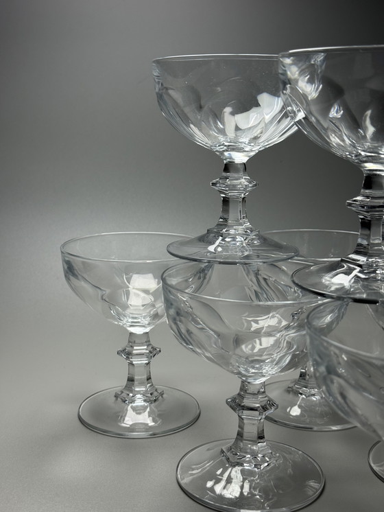 Image 1 of Set di 10 bicchieri da champagne in cristallo - Cristal d'Arques. Metà secolo