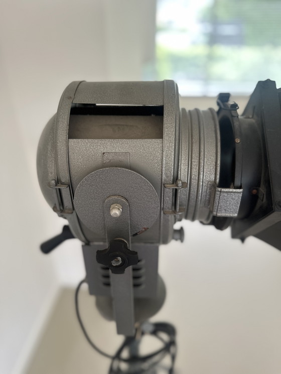 Image 1 of Cremer Paris Theaterlampe auf Ständer ca. 1940