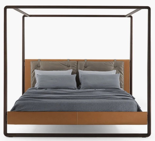 Poltrona Frau Bed Volare – tweepersoonsbedden, Leather, Wood