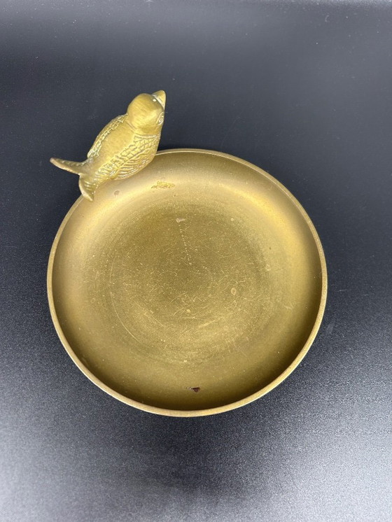 Image 1 of vide poche en laiton oiseau 