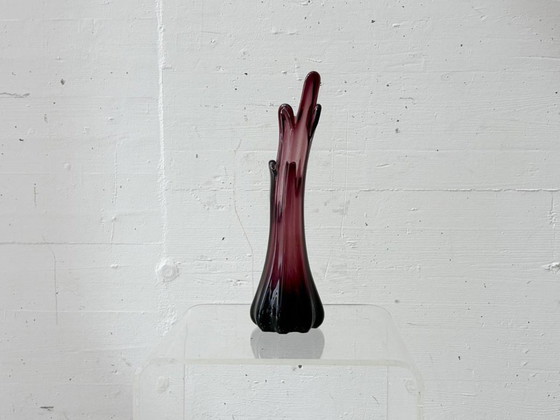 Image 1 of Vase expressif en verre de Murano violet, années 1950