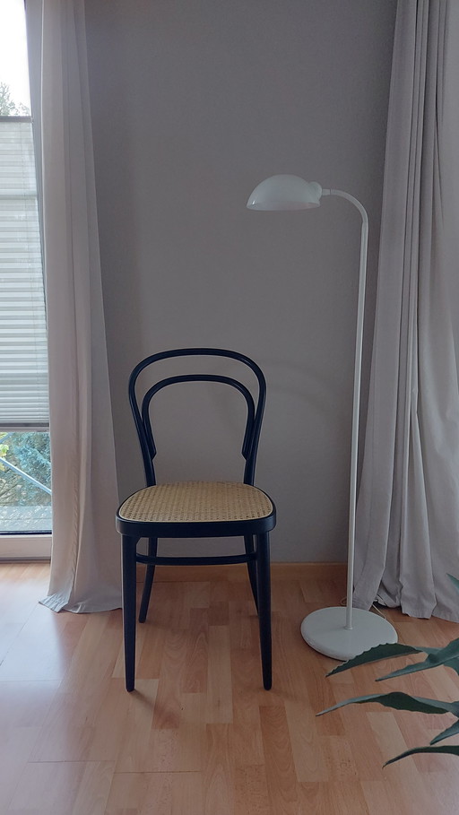 Hustadt floor lamp, timeless design light