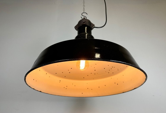 Image 1 of Lampada industriale in smalto nero di metà secolo, anni '50