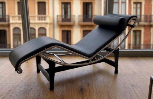 Chaise longue LC4 replica italiana in pelle nera (stile Le Corbusier) – Come nuova