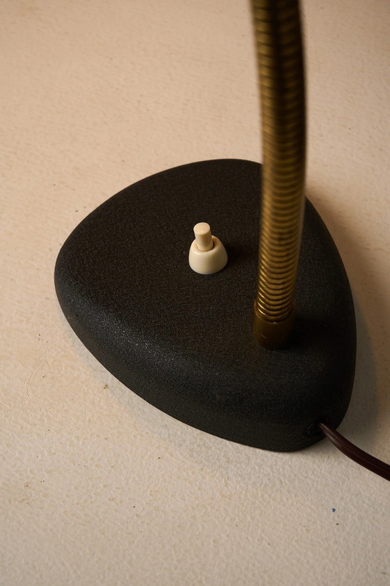 Mid-Century Adjustable Brass and Textured Lacquer Table Lamp, Aluminium, Cast Iron, Mid Century Modern (photo 8 of 10)