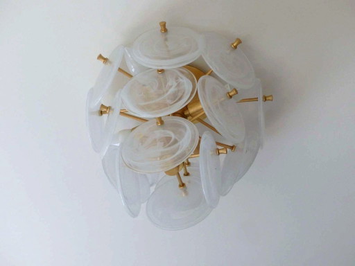 Plafonnier " Loire " Medium doré & verre strié blanc by VISUAL COMFORT design Aerin Lauder