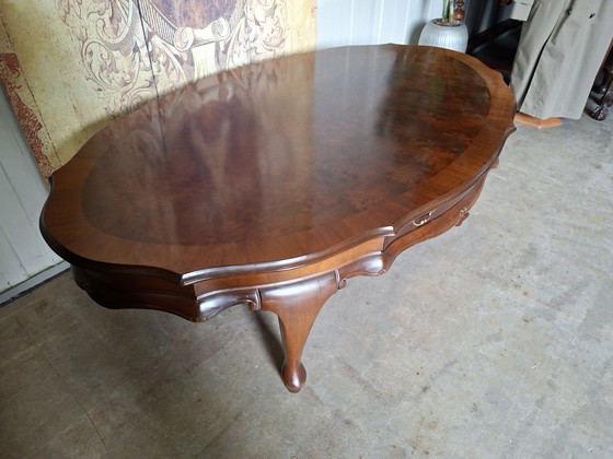 Image 1 of Classic baroque coffee table with drawers, dimensions 150x90cm and 52cm high.