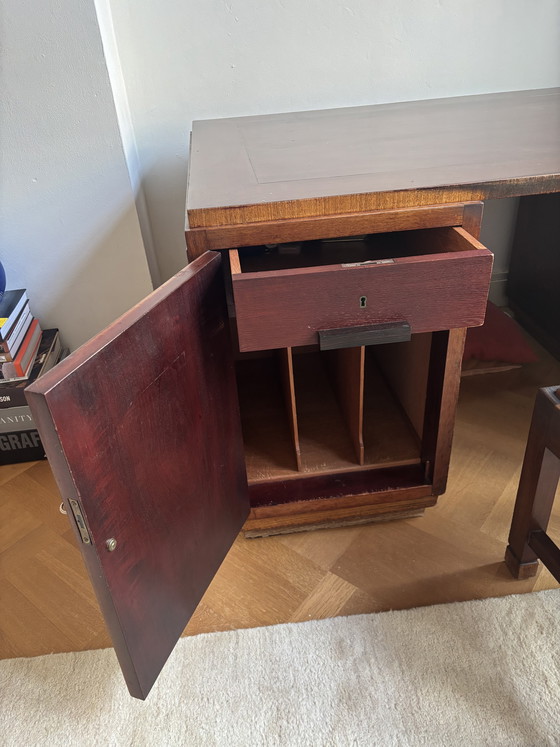 Image 1 of Art Deco School Amsterdamse cantoor con ufficio, dressoir con rood marmer blad e 2 stoelen