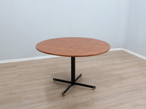 Mesa de comedor redonda de teca y latón de Vittorio Nobili, años 50
