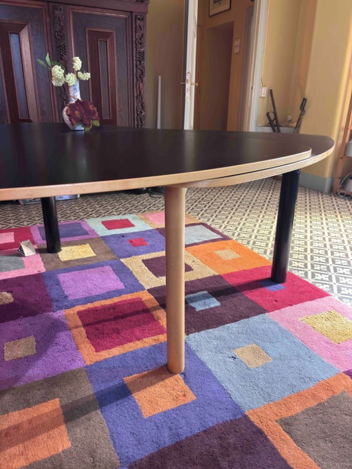 Schmetterlingstisch, Castelijn