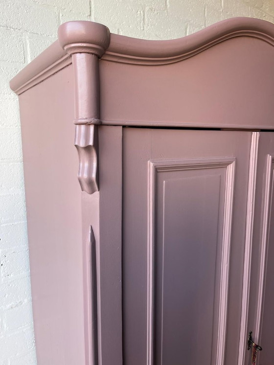 Image 1 of Armario antiguo, mueble para habitación infantil, mueble para juguetes restaurado.