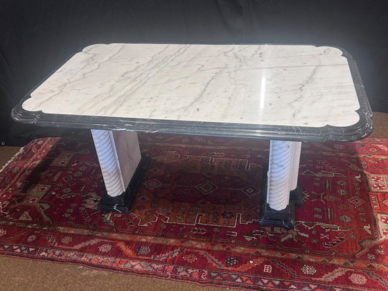 Image 1 of Black and white Hollywood marble table, Regency seventies