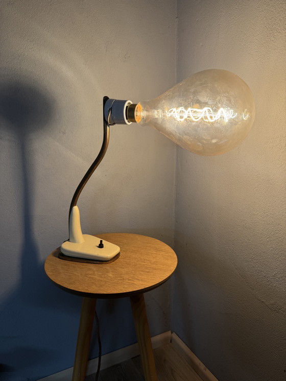 Image 1 of Vintage tafellamp met messing arm