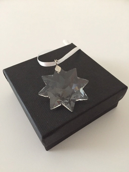 Kleine Kerstster van Swarovski: PWP Star Ornament 2017 Christmas.