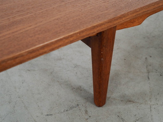 Image 1 of Aparador bajo de teca, diseño danés, década de 1970, fabricado en Dinamarca.