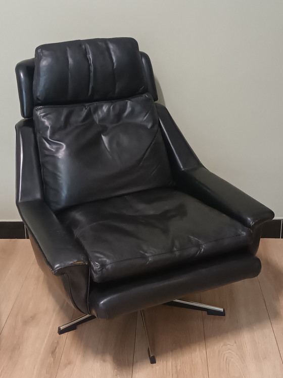 Image 1 of Armchair with ottoman by Langenfeld