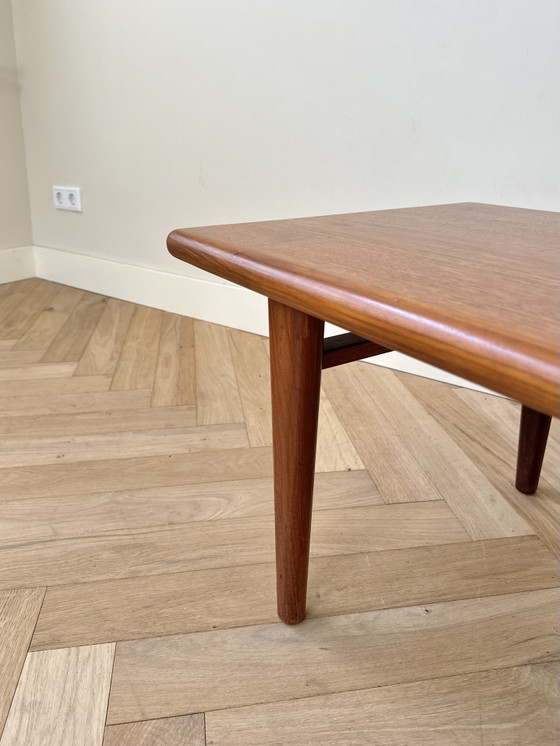 Image 1 of Vintage salontafel Deens teak hout jaren 50/60/70
